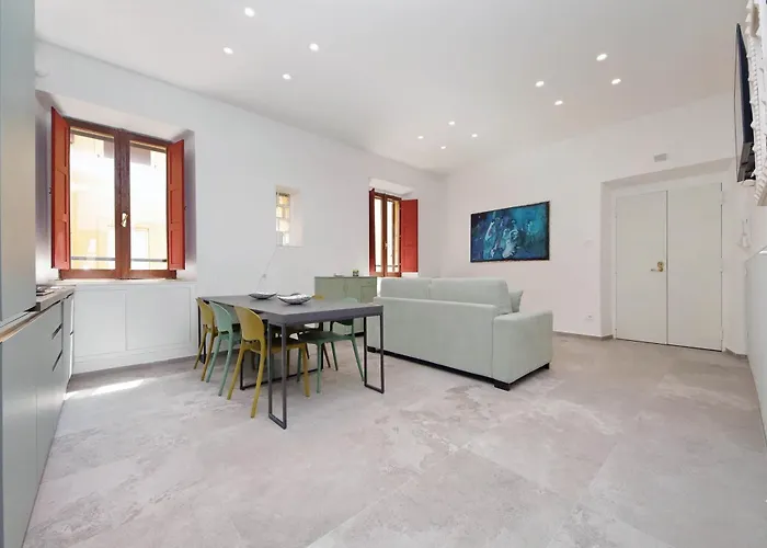 Colosseum Grand Luxury For 14 Guests Roma